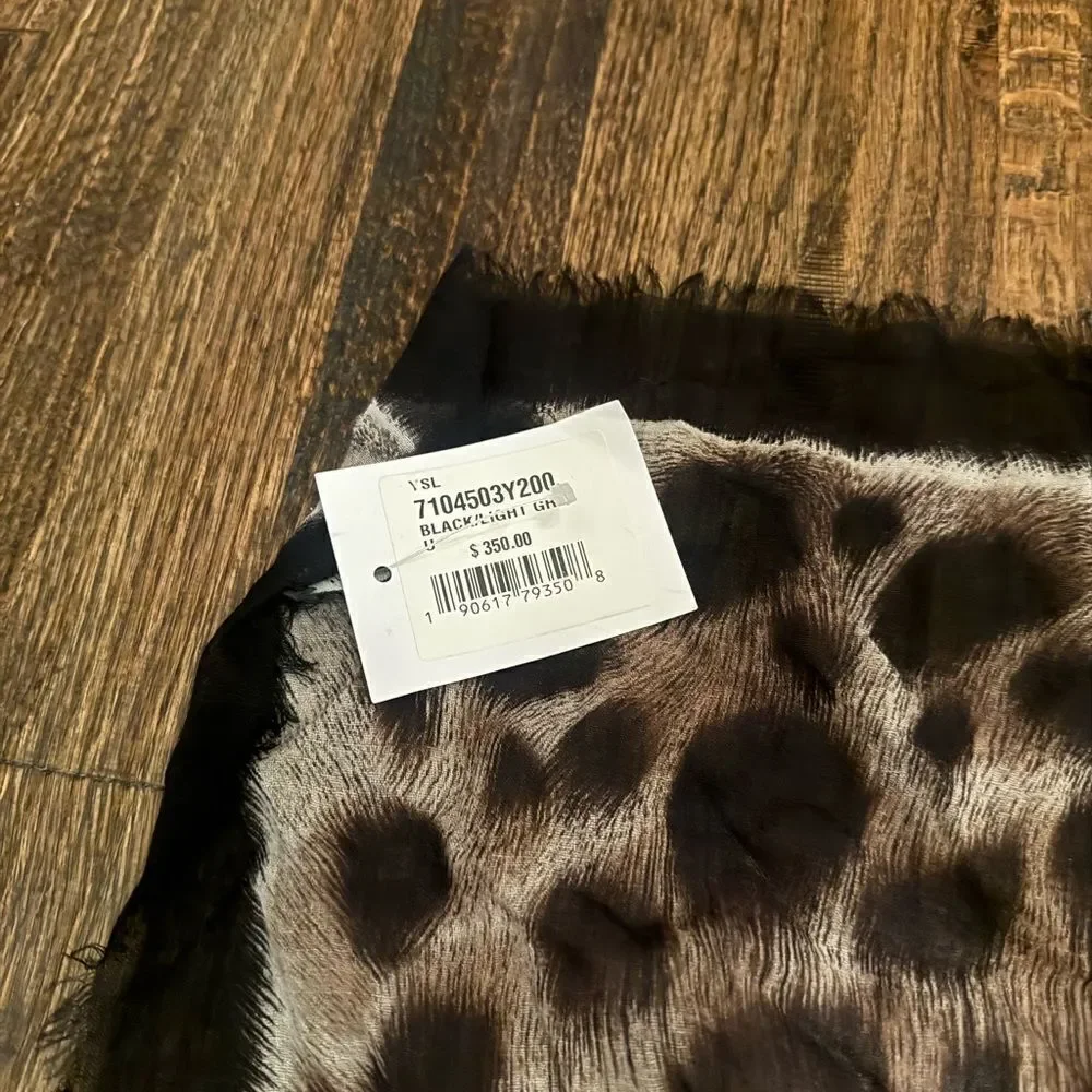 NWT Saint Laurent Square Snow Leopard Bandana In Wool